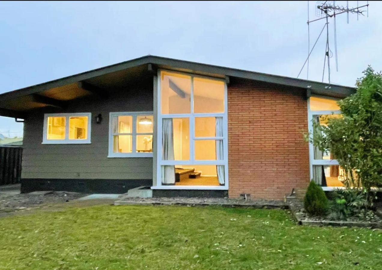 3 Bedroom Family House In Excellent Location Hamilton Eksteriør bilde